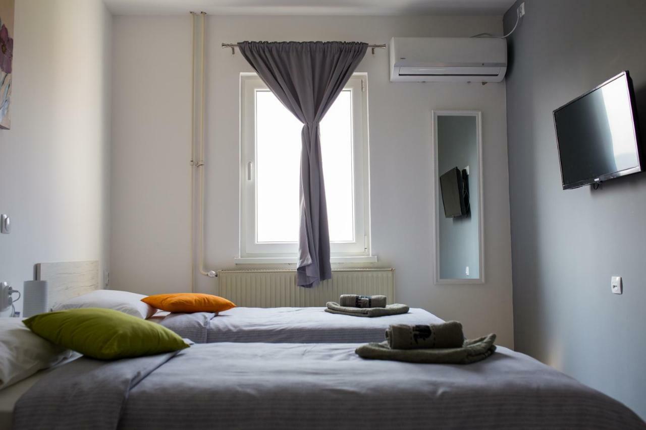La Casa Pansiyon Ni Dış mekan fotoğraf
